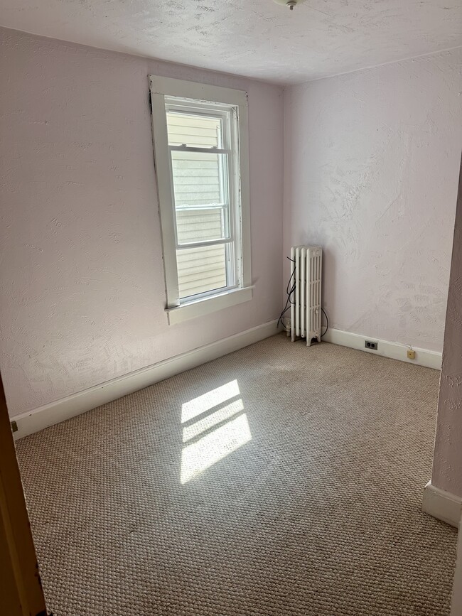 Photo - 1747 Sanderson Ave Unit 2