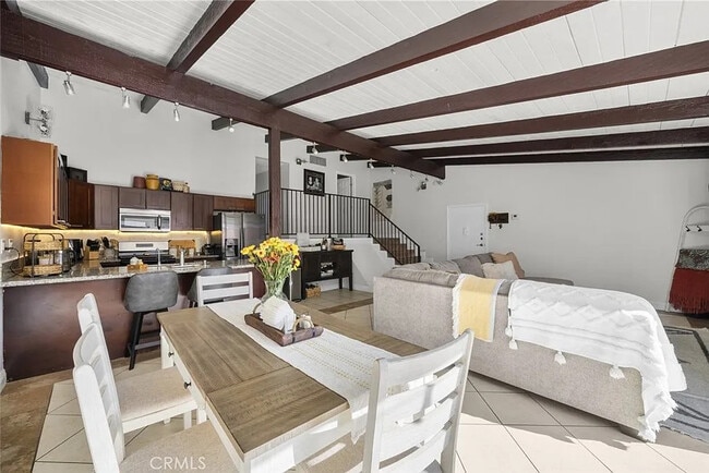 Photo - 7924 Woodman Ave Unit 35