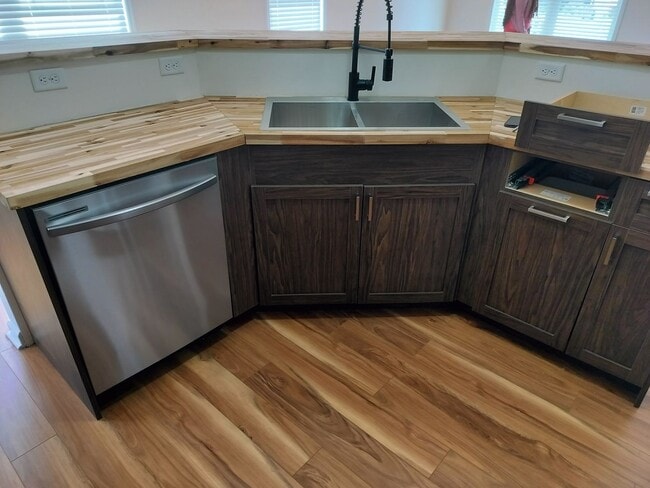 Photo - Lumberton Star