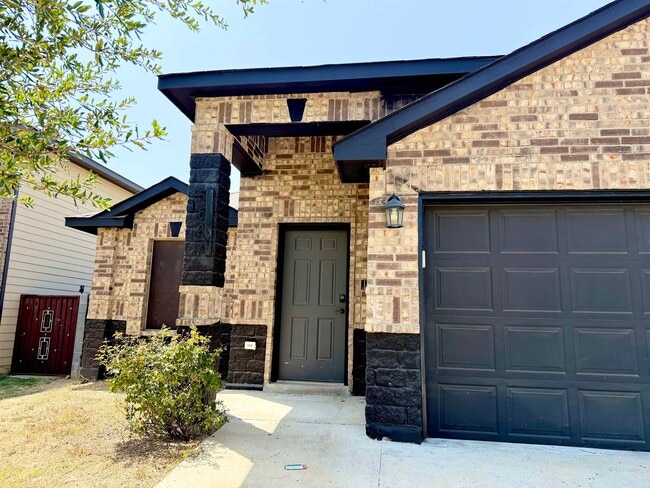 Photo - 5537 Lago Del Valle Dr