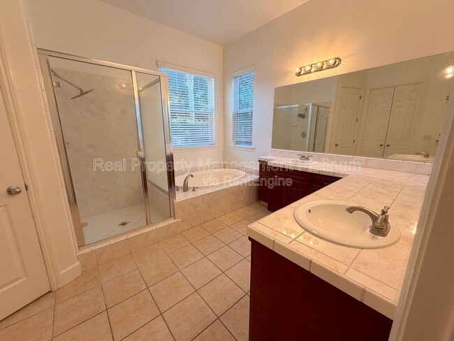 Photo - 5801 W Chennault Ave