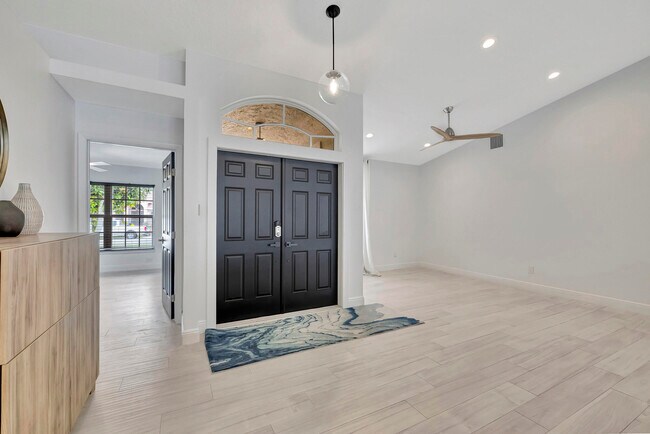 Photo - 9567 Lake Serena Dr