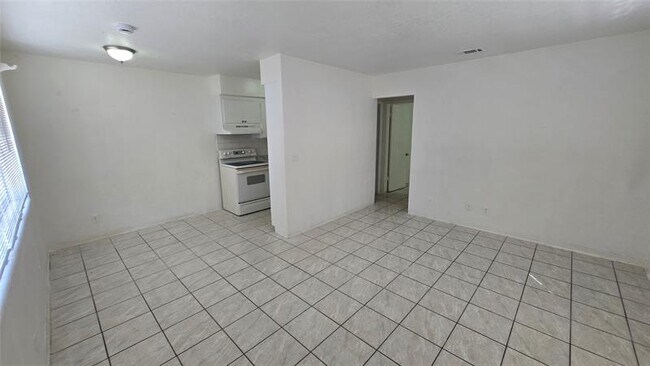 Photo - 2501 Pierce St Unidad 1