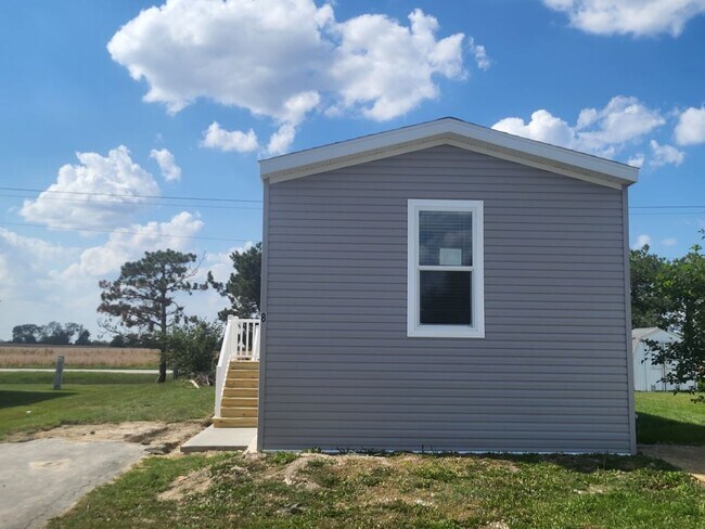 Photo - 8 Drake Ln