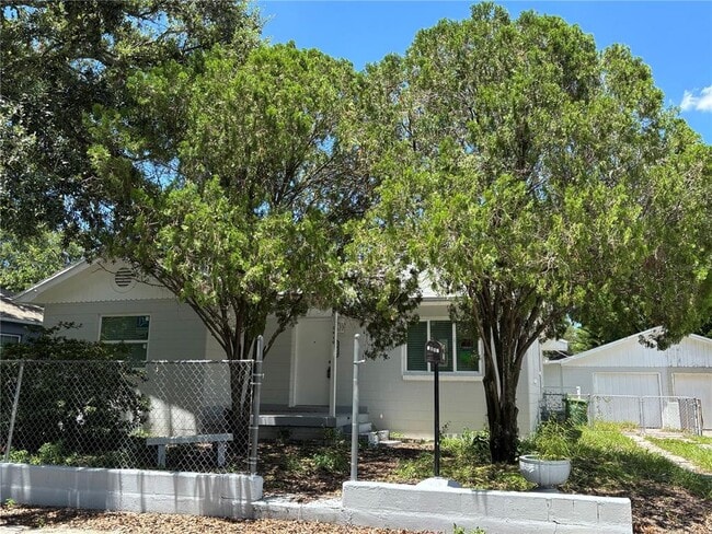 Building Photo - 2910 N 17th St Rental