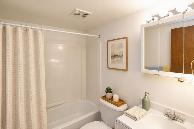 2 bedroom Bathroom - Hillsberry 94