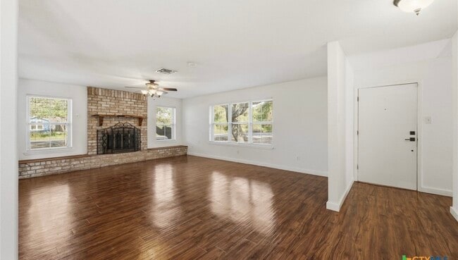 Building Photo - 1723-1712 12th St