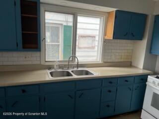 Building Photo - 604 Depot St