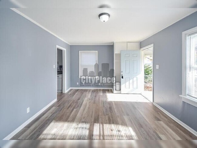 Photo - 5344 Fletcher Ave Casa