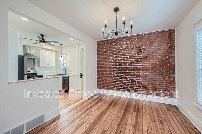 Photo - 3007 Hooker St