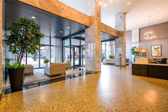 Photo - 620 Peachtree St NE Condo Unit #503