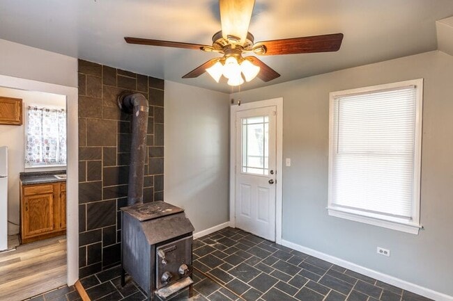 Photo - 5247 Alberene Rd
