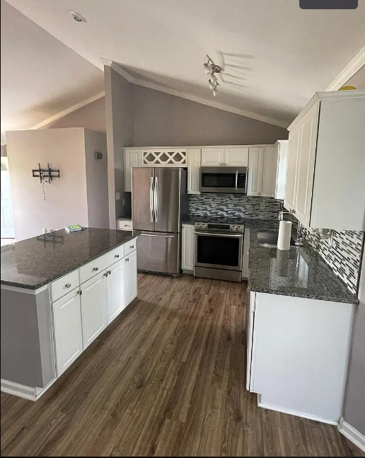 Photo - 922 Hibbs Rd