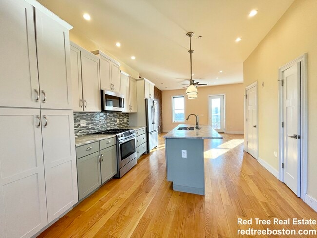 Photo - 40 Thomas Park