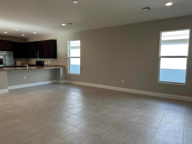 Photo - 13324 SW River Rock Rd