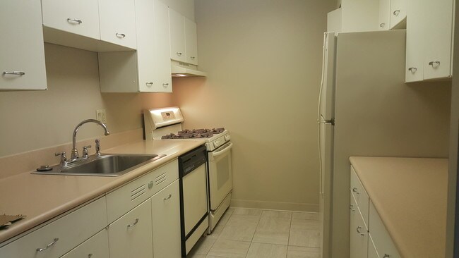 Photo - 30 Woodland St Unit 6E