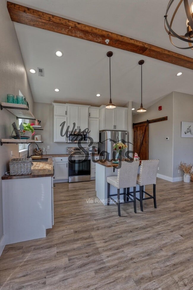 Photo - 847 Lincoln Dr