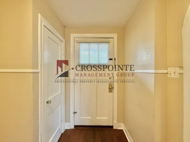 Photo - Tour Today! 2 Bedroom 1 Bathroom!