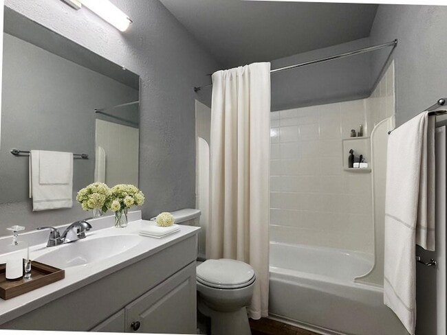Forest Hills Townhomes