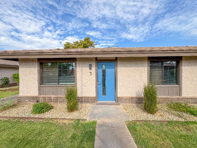 Building Photo - 515 E Dunbar Dr Rental