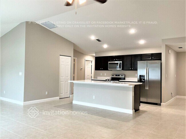 Photo - 467 Ocala St