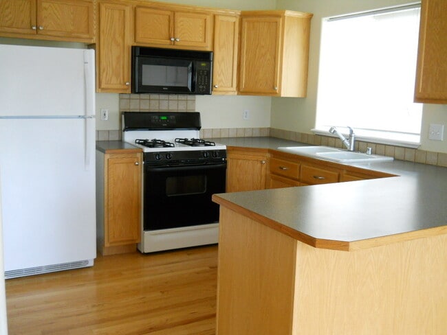 16807/16805 N. Mayfair