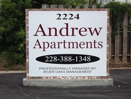 Andrew Apartments - Andrew Apartments