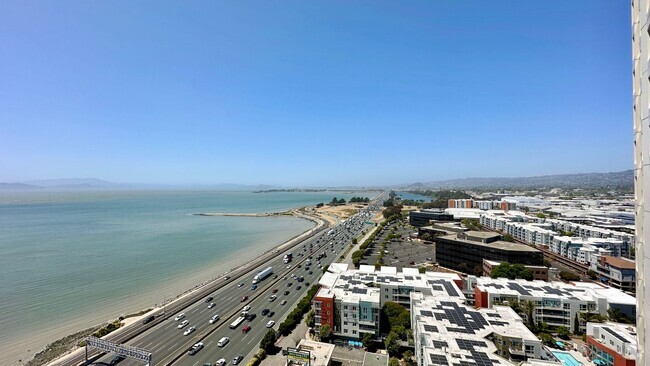 Building Photo - Stunning views of SF and the Bay from the ... Unit 2102 Rental