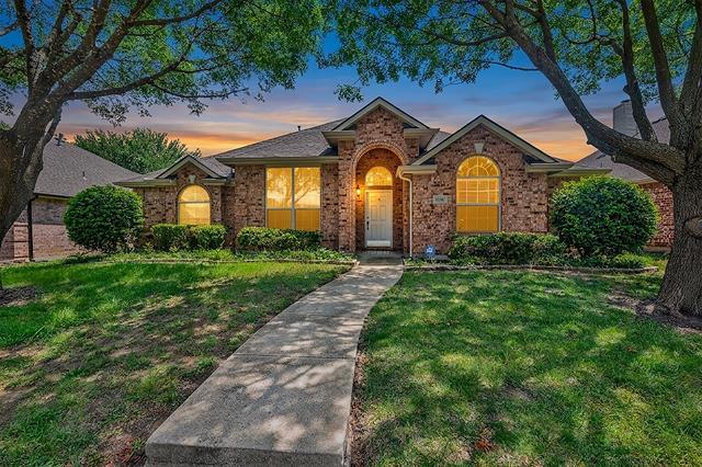 Photo - 11201 Creekwood Dr
