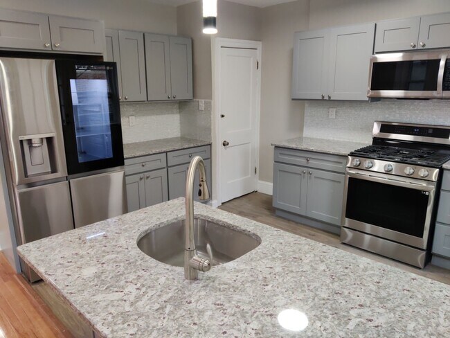 Photo - 5125 Greene St