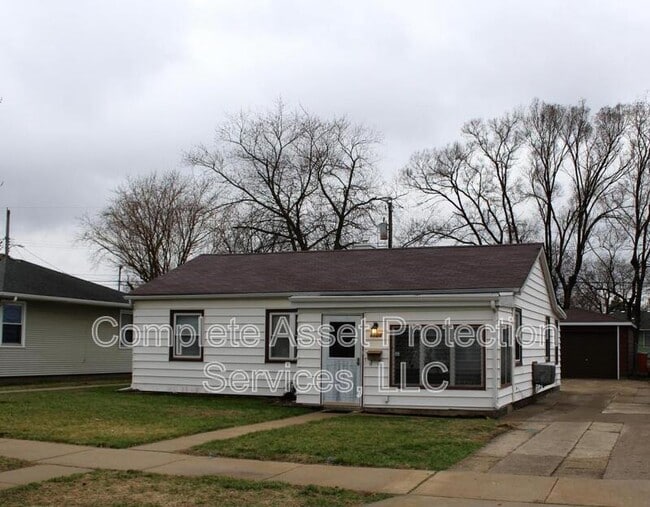 Building Photo - 6726 Leland Ave