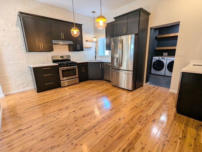 Photo - Modern 2 Bedroom 1.5 Bathroom Home (Lawrenceville)