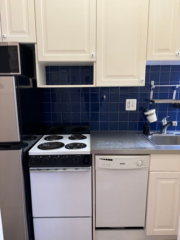 Building Photo - 21 Beacon St Unit 11 Rental