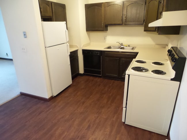Royal Court Apartments