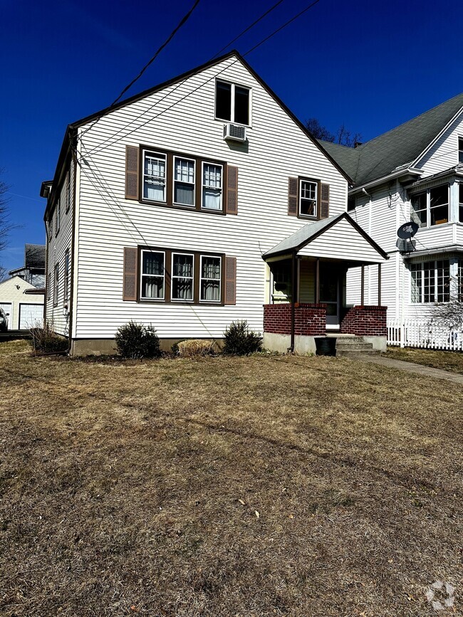 Building Photo - 1132 Boulevard Unit 1 Rental