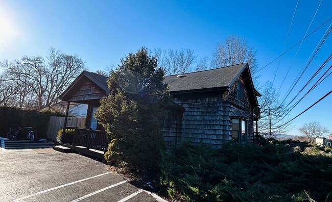Photo - Beautiful Bungalow Home Located in Blacksburg