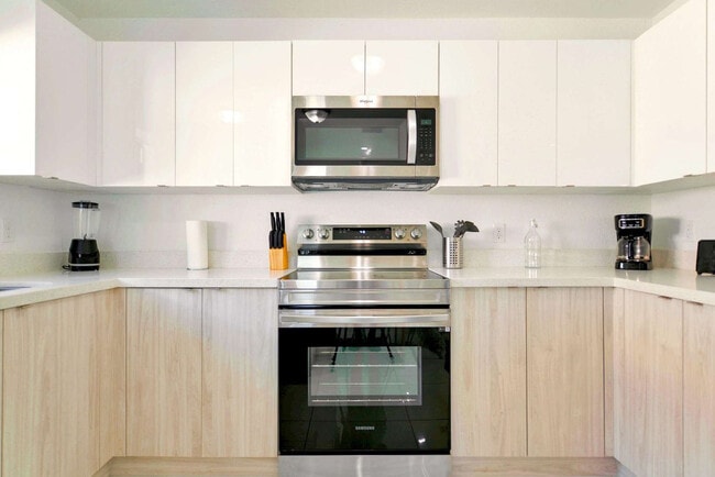 Photo - 2110 NW 66th St Unidad FL1-ID1230848P