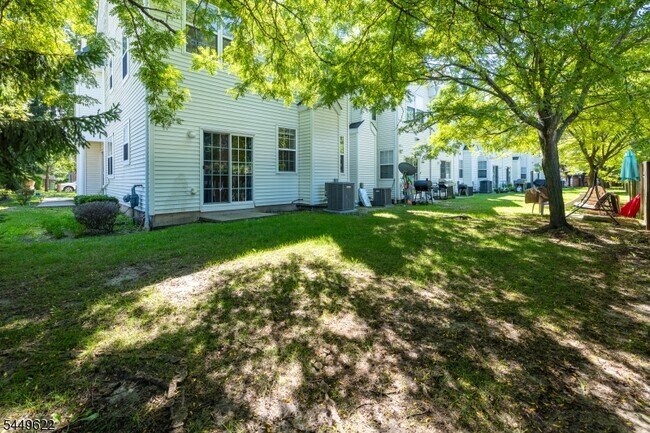 Photo - 315 Birch Ct