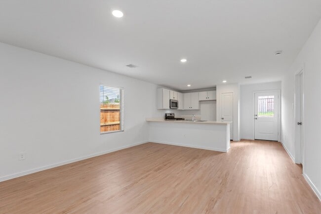 Photo - 1525 San Sebastien Dr