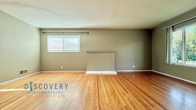 Photo - El Cerrito Contemporary Mid-Century 3 Bedr...