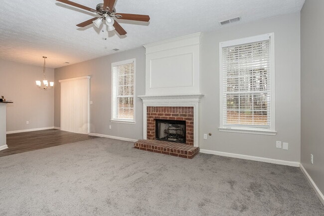 Photo - 3620 Liberty Ln SW Casa