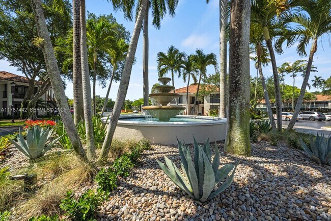 Photo - 6503 N Military Trl Unidad Castille