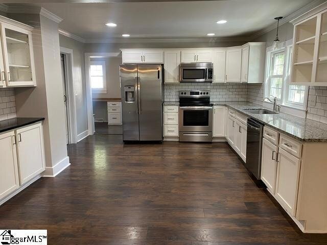 Photo - 8 Lester Ave