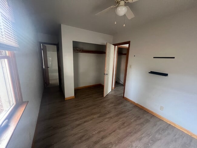 Photo - 119 Maholm St Unit B