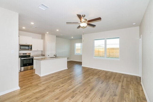 Building Photo - 7515 Tipton Meadow Way