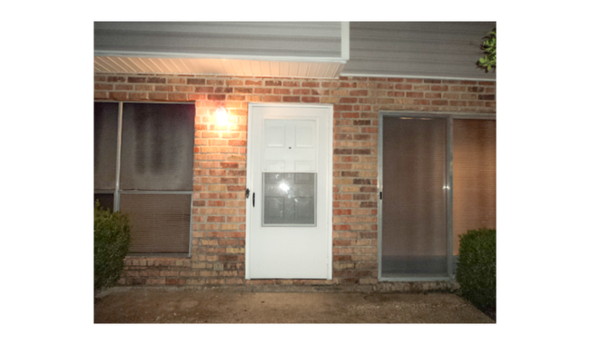 Building Photo - 1058 Park Meadow Dr