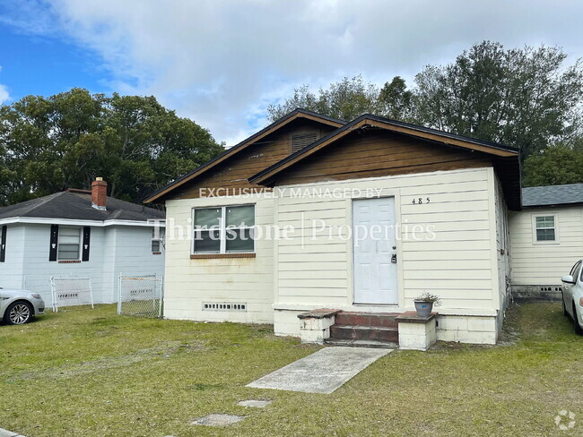 Building Photo - 485 E 44th St Rental