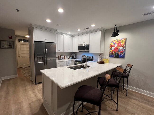 Building Photo - 7214 Indigo Palms Way
