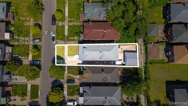 Photo - 3273 Cortland St