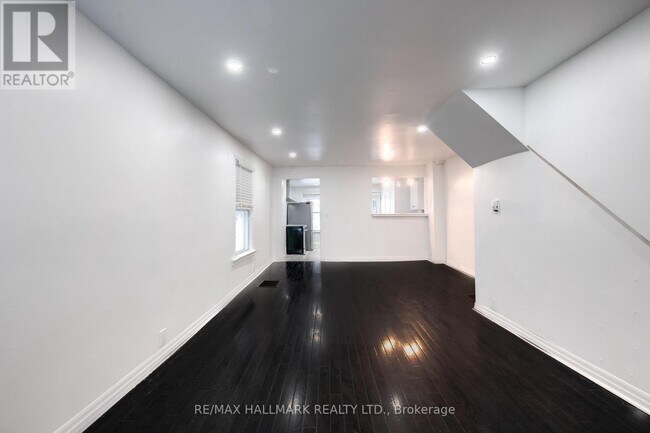 Photo - 106 Willow Ave